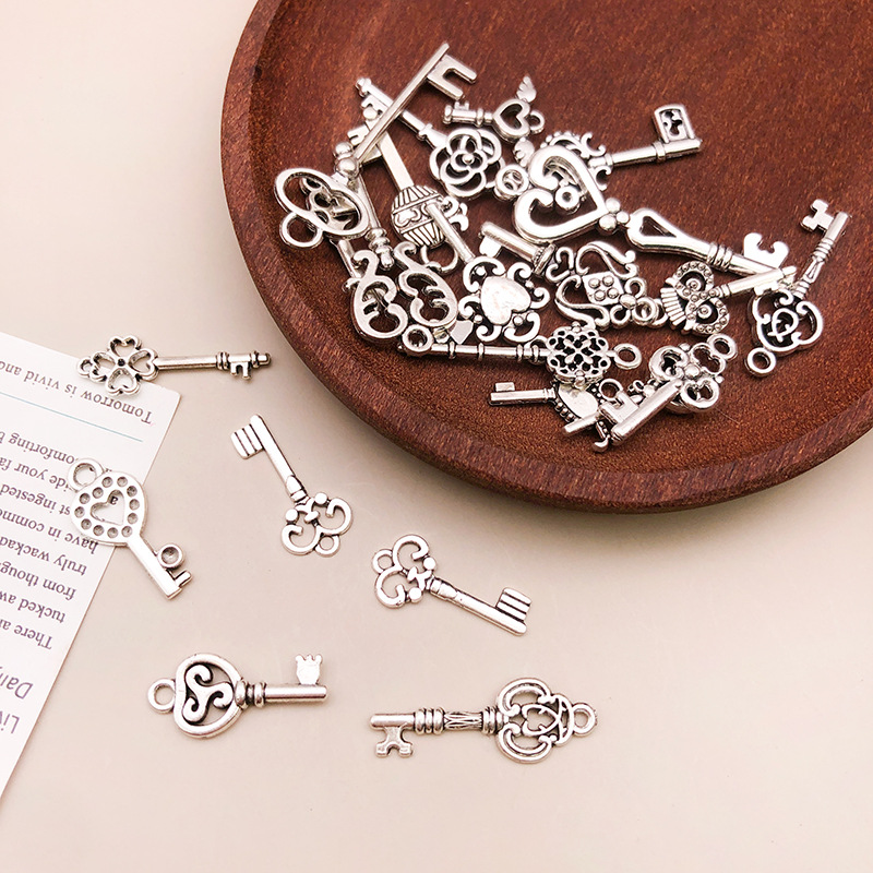 50g/pack Key Charms Bracelets  - Jewelry Making Business avaliação e preço